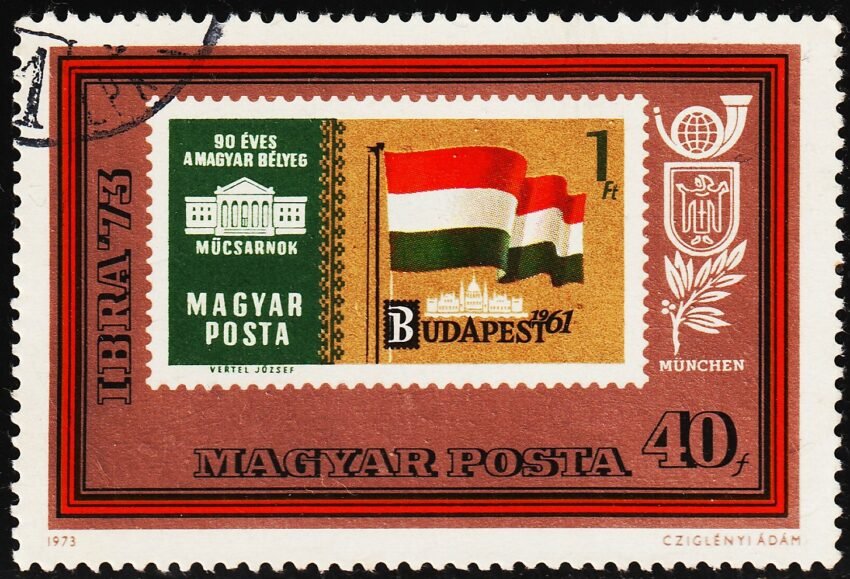 HUNGARY FLAG STAMP ON STAMP USED STAMPS CTO
